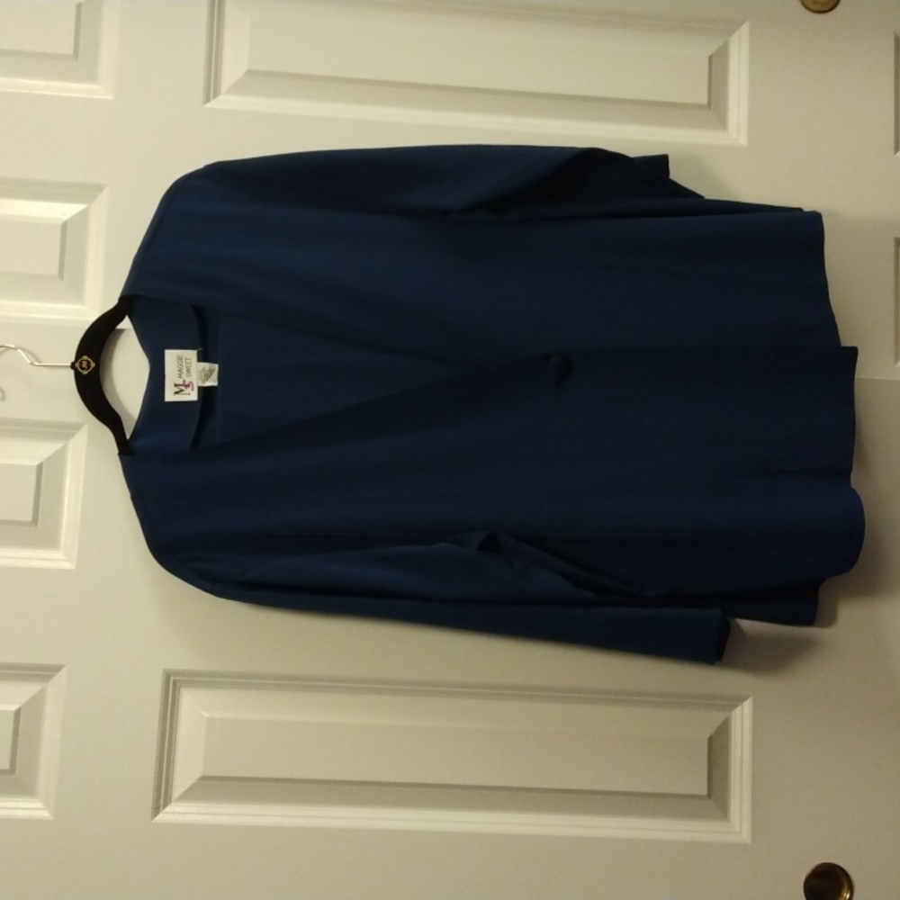 Petite XL Maggie Sweet Blazer style top with matching Pants size Large.